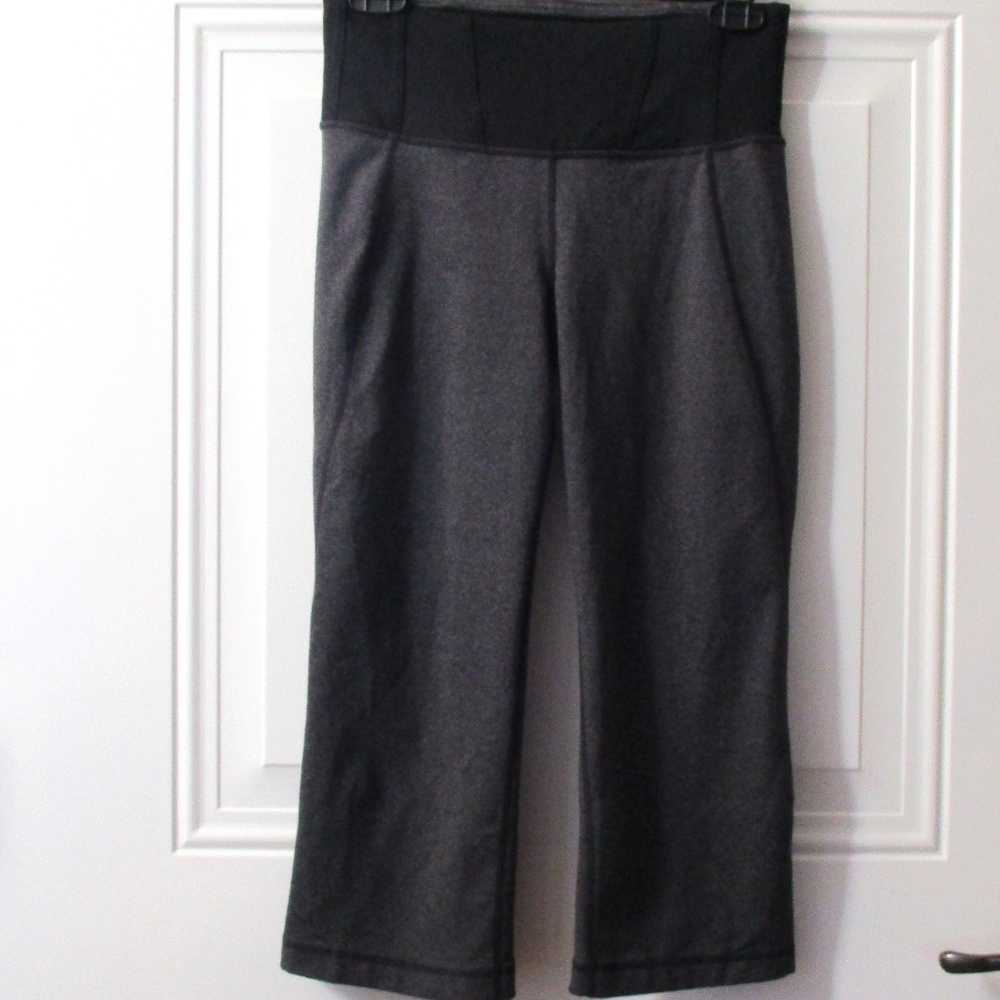 Lululemon Tadasana Slit Yoga Crop Size 6